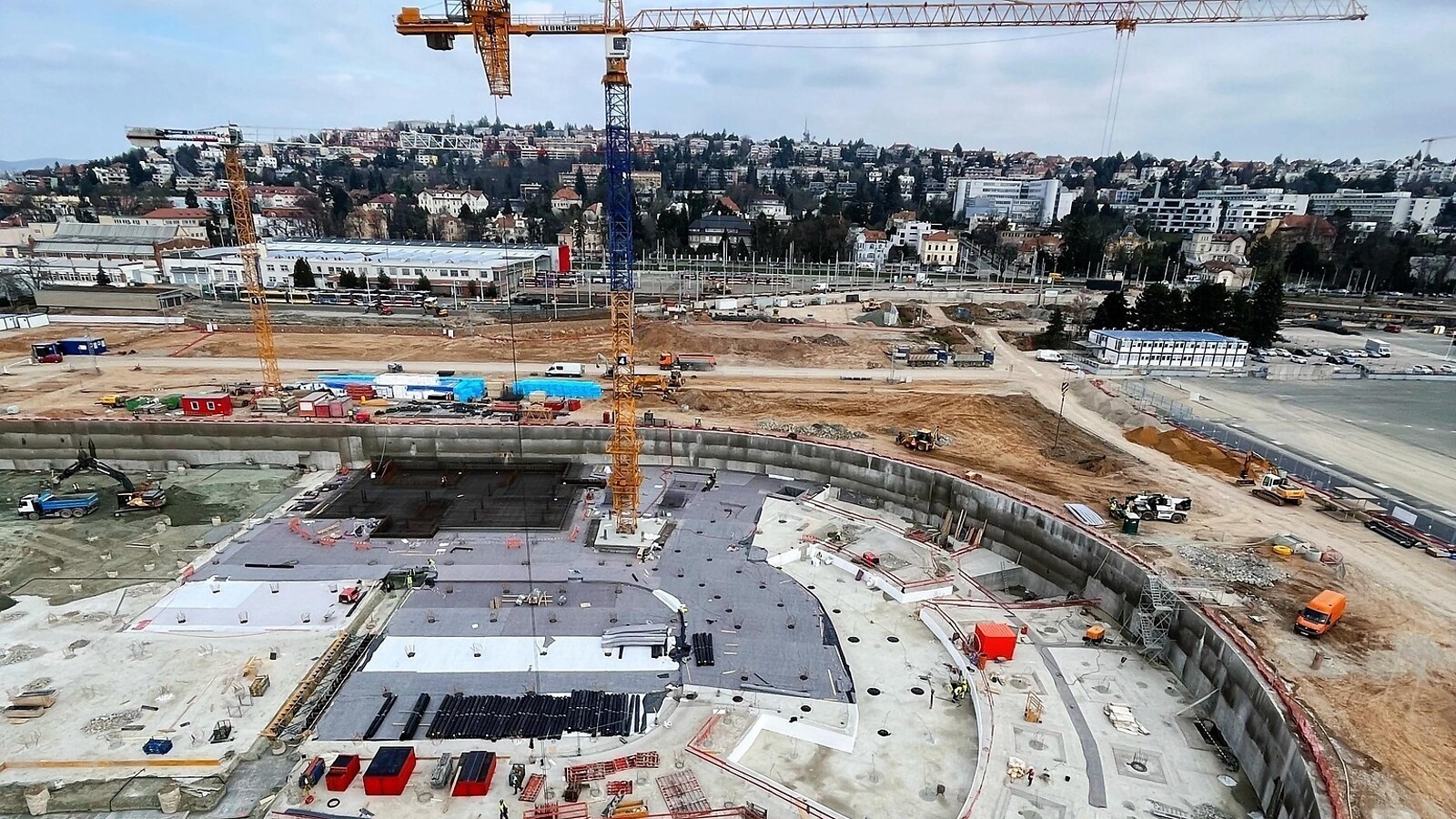 PROHLÉDNÍ SI ARENU BRNO - prohlídky staveniště